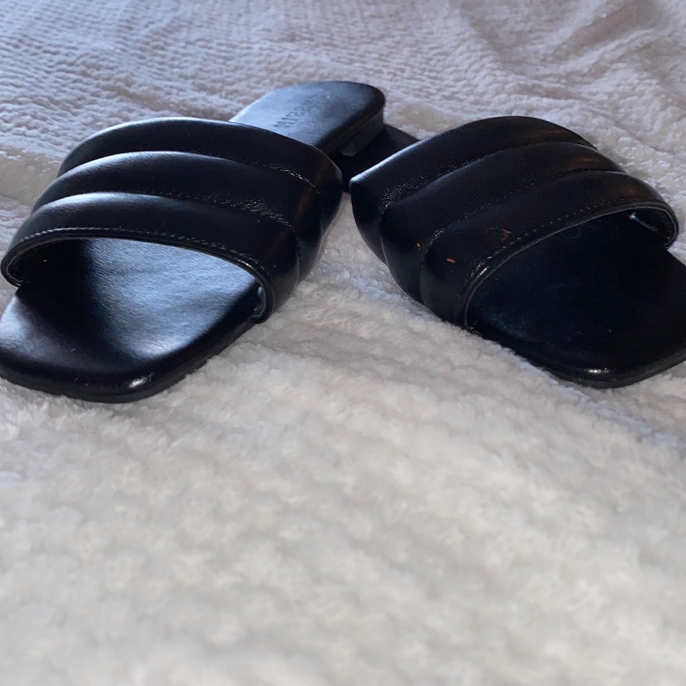 Black sandals